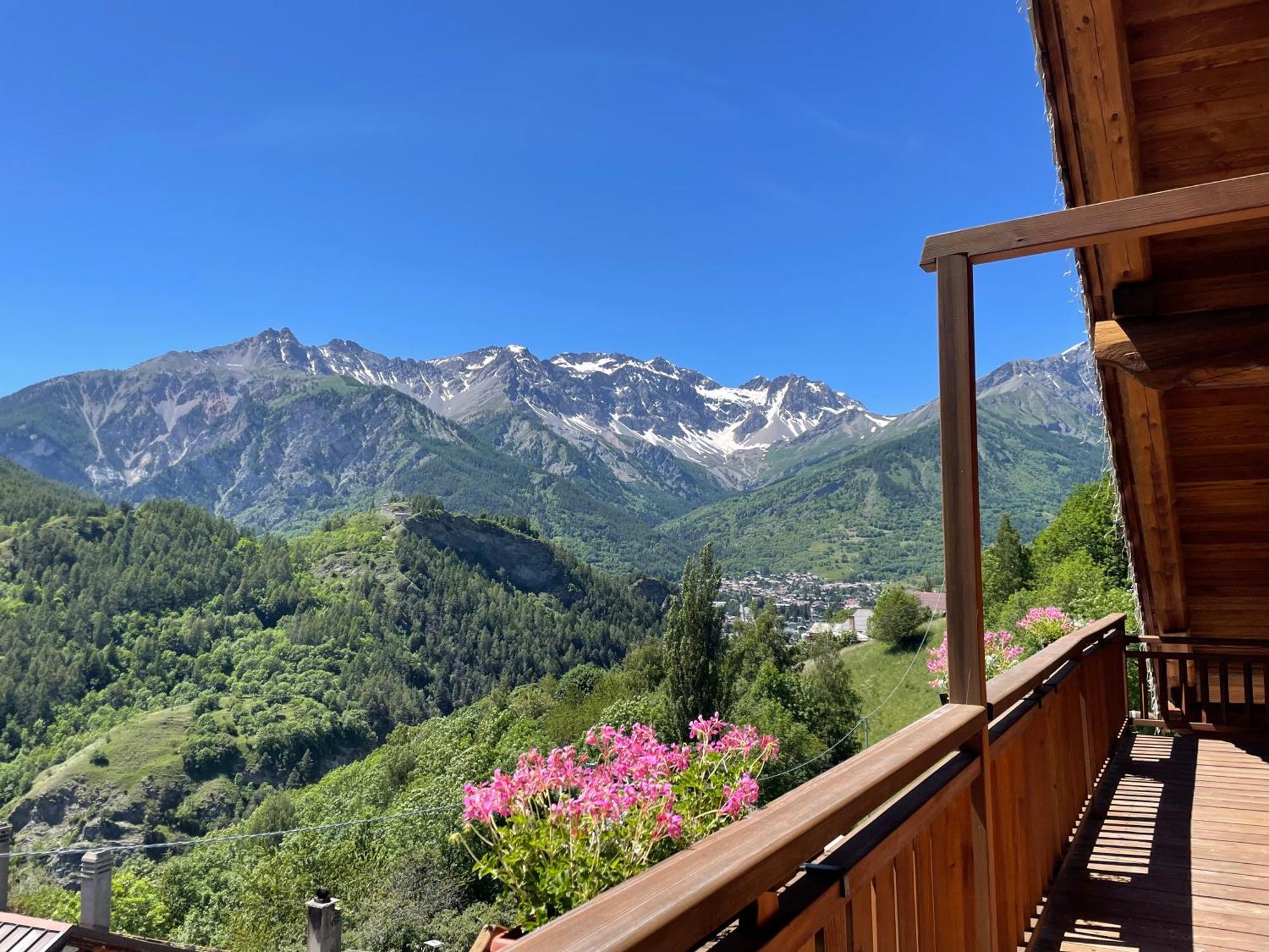 La Maison - Il Riparo Del Cervo Apartment Bardonecchia Exterior photo